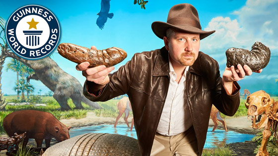 صور: صاحب أكبر مجموعة من البراز المتحجر في العالم يفتتح متحفا صورة رقم 11