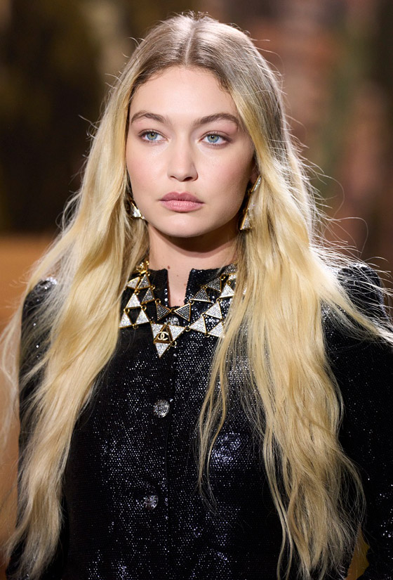 ألوان صبغات شعر لإطلالة جريئة في عيد الأضحى.. أبرزها النحاسي صورة رقم 3