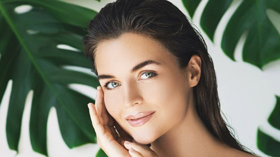 عادات تمنحك بشرة ناعمةً ونضرة.. واظبي عليها صورة رقم 4