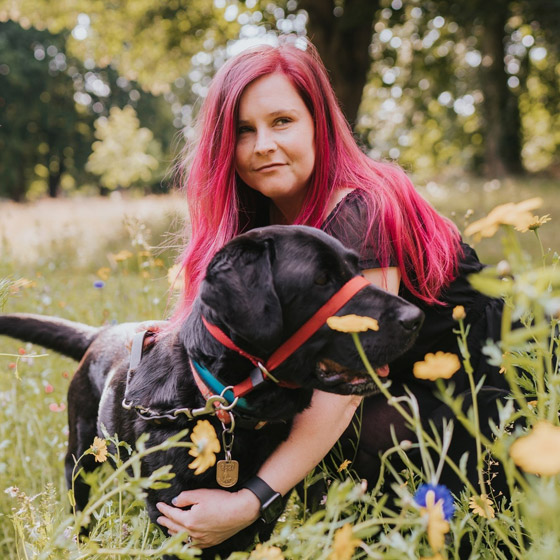 كفيفة تجوب العالم وتكتشفه عبر أحاسيسها الأربع.. ما هي قصتها؟ صور صورة رقم 9