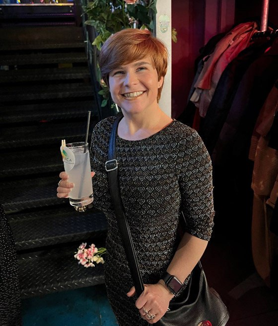 كفيفة تجوب العالم وتكتشفه عبر أحاسيسها الأربع.. ما هي قصتها؟ صور صورة رقم 13