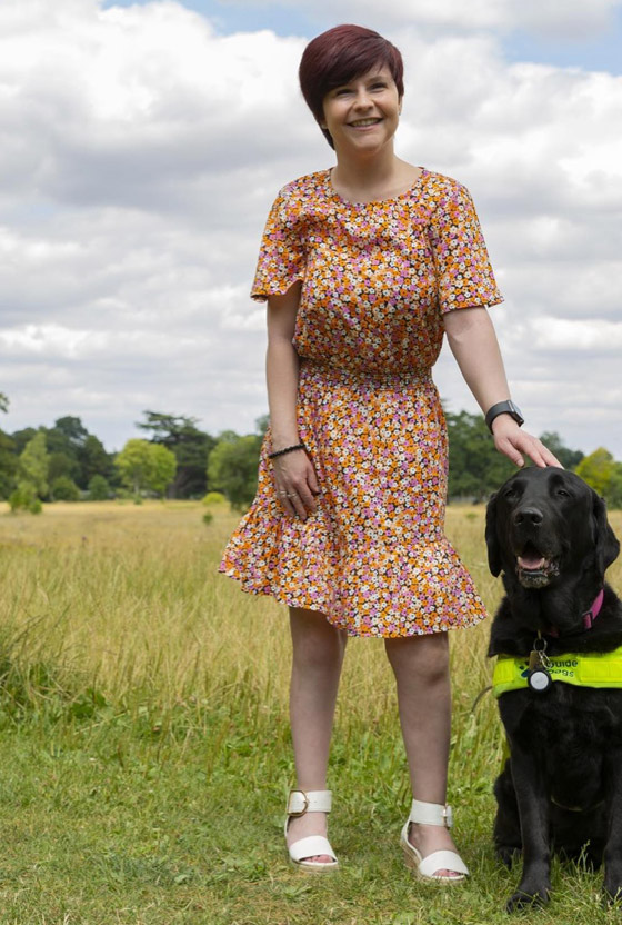 كفيفة تجوب العالم وتكتشفه عبر أحاسيسها الأربع.. ما هي قصتها؟ صور صورة رقم 17