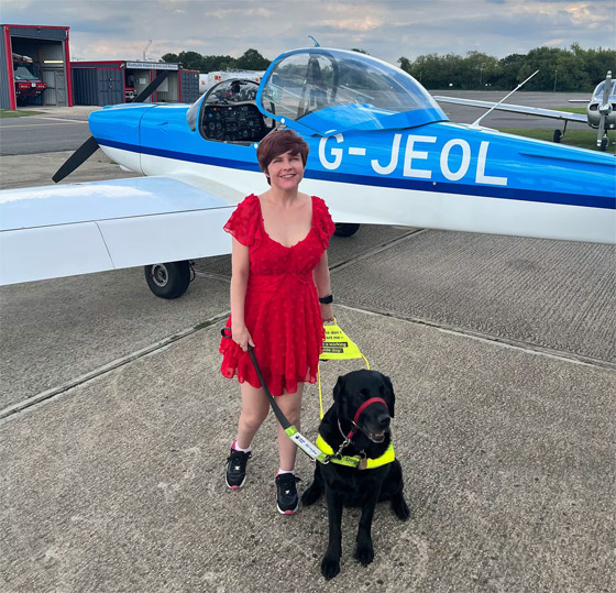 كفيفة تجوب العالم وتكتشفه عبر أحاسيسها الأربع.. ما هي قصتها؟ صور صورة رقم 3