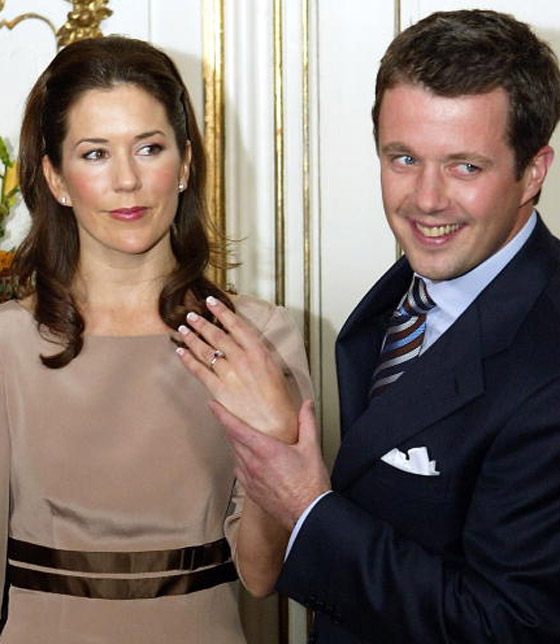 لعروس العيد.. استوحي خاتم زفافك من خواتم زفاف الملكات والأميرات صورة رقم 9