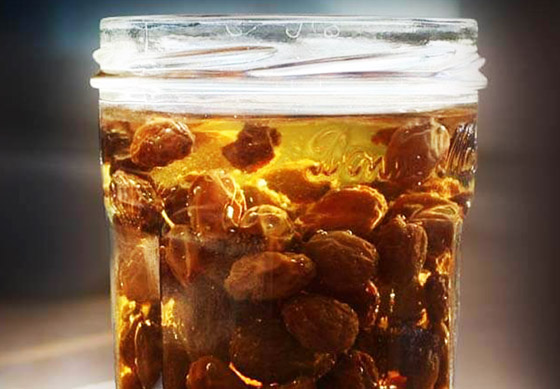 هل تعرف ماء الزبيب؟.. 11 فائدة صحية منها إنقاص الوزن صورة رقم 4