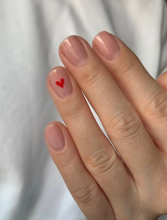 ألوان مناكير صيفية منعشة موضة صيف 2024.. لوني أظافرك بها صورة رقم 4