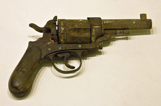 الأول اخترعته الصين.. أسوأ 5 مسدسات في التاريخ، وأفضلها في 2024 صورة رقم 1