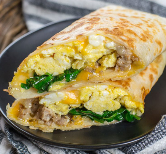 إليكم طريقة تحضير بوريتو البيض المكسيكي بالمذاق الحار اللذيذ صورة رقم 8