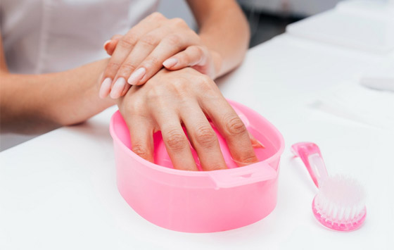 فوائد الشاي الأخضر للأظافر لن تتوقعيها.. لا تترددي في استخدامه صورة رقم 1