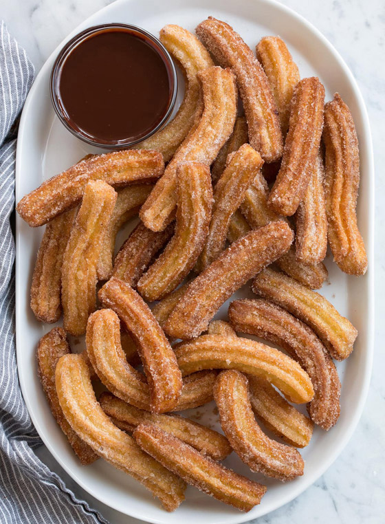 إليكم طريقة تحضير حلى الشوروز الشهية صورة رقم 2