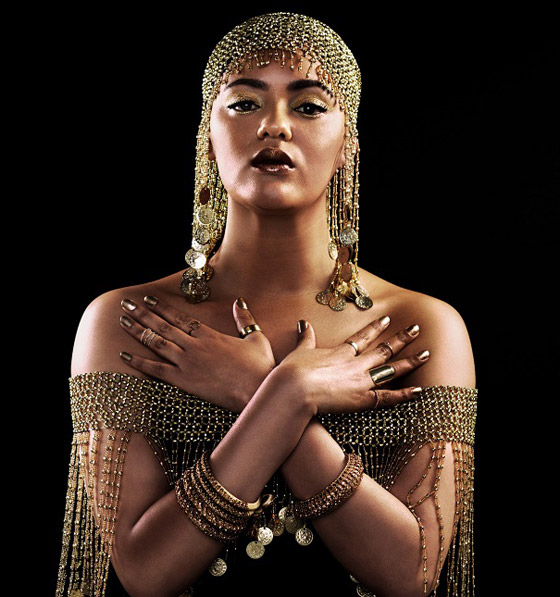 طقوس جمالية للعناية بالبشرة والشعر اعتمدتها الملكات عبر العصور صورة رقم 7