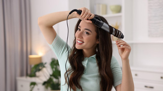 الحرارة قد تتلف شعرك إلى الأبد.. هكذا يمكنكِ حمايته صورة رقم 1