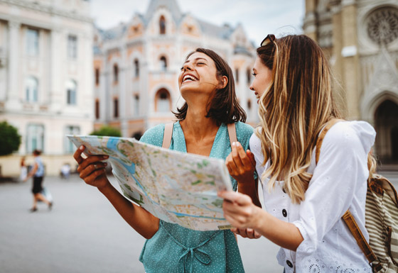 تعرفوا إلى طرق التغلب على حواجز اللغة خلال الرحلات السياحية صورة رقم 3 تعرفوا إلى طرق التغلب على حواجز اللغة خلال الرحلات السياحية صورة رقم 3