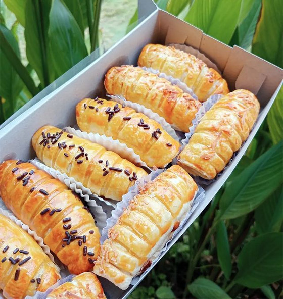 إليكم طريقة تحضير فطائر محشية بالجبن صورة رقم 5