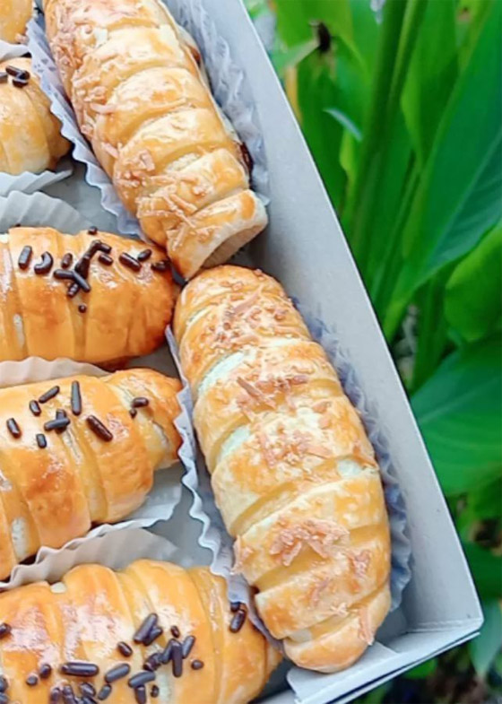 إليكم طريقة تحضير فطائر محشية بالجبن صورة رقم 8