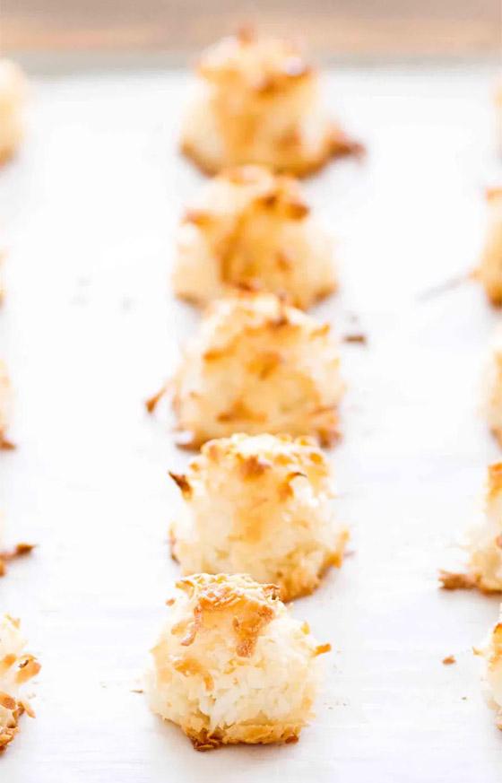 إليكم طريقة تحضير كرات جوز الهند بالحليب المكثف المحلى الطيبة صورة رقم 8 إليكم طريقة تحضير كرات جوز الهند بالحليب المكثف المحلى الطيبة صورة رقم 8