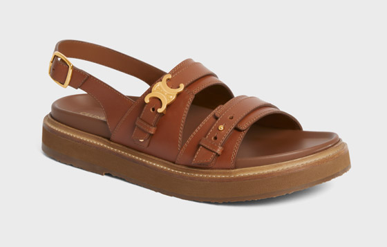 بالصور: 10 طرق عصرية لتنسيق الصندل المفتوح في المناسبات الصيفية صورة رقم 7 بالصور: 10 طرق عصرية لتنسيق الصندل المفتوح في المناسبات الصيفية صورة رقم 7