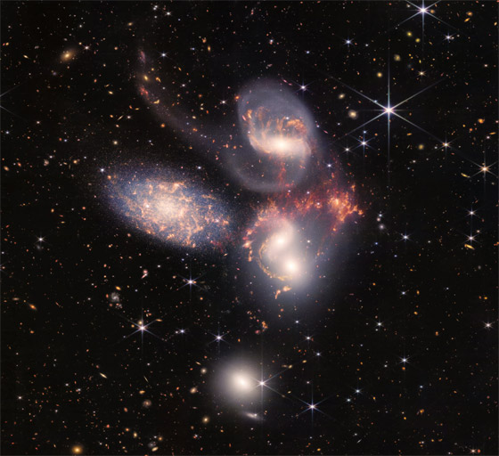 علماء الفلك يقومون بحساب عدد المجرات في الكون صورة رقم 5 علماء الفلك يقومون بحساب عدد المجرات في الكون صورة رقم 5