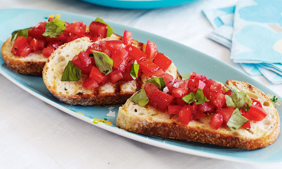 إليكم طريقة تحضير بروشكيتا الطماطم بالريحان.. طعم رائع ومميز صورة رقم 4