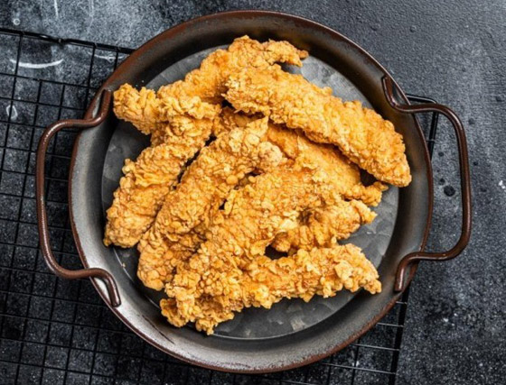 إليكم طريقة تحضير الدجاج الكرسبي المقرمش الحار اللذيذ صورة رقم 1 إليكم طريقة تحضير الدجاج الكرسبي المقرمش الحار اللذيذ صورة رقم 1