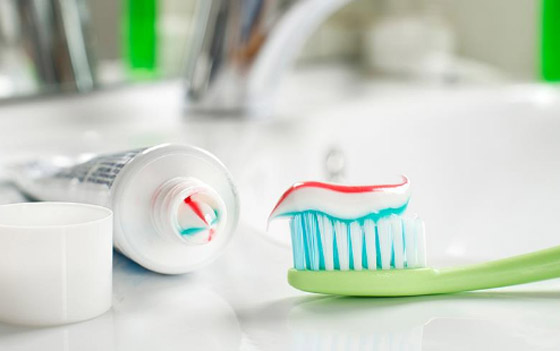 أغرب نصيحة لمنع الإصابة بتسوس الأسنان.. السر في المعجون صورة رقم 5