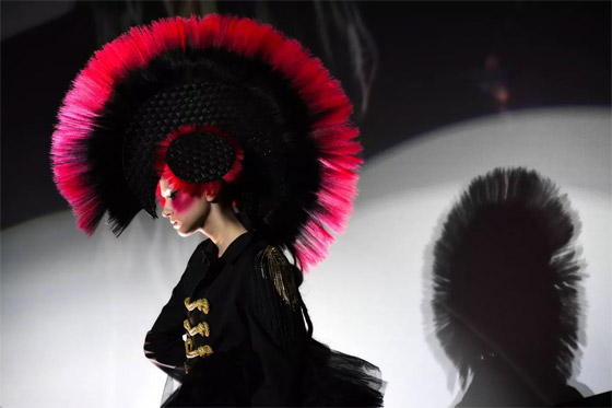 تسريحات ساحرة ضمن معرض تسريحات ساحرة ضمن معرض