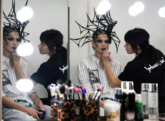 تسريحات ساحرة ضمن معرض تسريحات ساحرة ضمن معرض