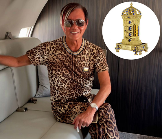 مصنوعة من الذهب ومزينة بالياقوت.. أغلى قداحة (ولاعة) سيجار في العالم صورة رقم 2 مصنوعة من الذهب ومزينة بالياقوت.. أغلى قداحة (ولاعة) سيجار في العالم صورة رقم 2