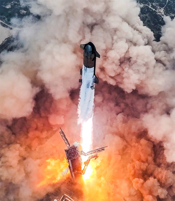 إيلون ماسك يحدد موعد أول رحلة غير مأهولة إلى كوكب المريخ الأحمر صورة رقم 7 إيلون ماسك يحدد موعد أول رحلة غير مأهولة إلى كوكب المريخ الأحمر صورة رقم 7