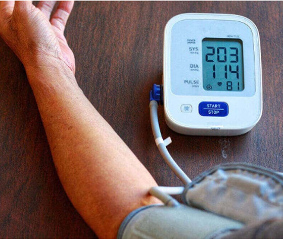 6 أطعمة تعالج ضغط الدم المرتفع.. أهمها فاكهة منتشرة فى السوق صورة رقم 4