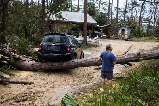 من أسوأ العواصف بالتاريخ الحديث.. 60 قتيلا حصيلة الإعصار هيلين بأمريكا صورة رقم 9 من أسوأ العواصف بالتاريخ الحديث.. 60 قتيلا حصيلة الإعصار هيلين بأمريكا صورة رقم 9