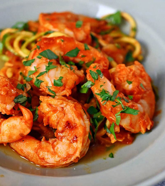 إليكم طريقة تحضير الروبيان بصلصة الطماطم الحارة صورة رقم 5 إليكم طريقة تحضير الروبيان بصلصة الطماطم الحارة صورة رقم 5