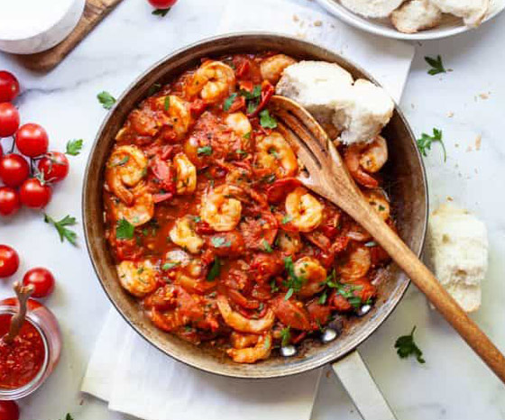 إليكم طريقة تحضير الروبيان بصلصة الطماطم الحارة صورة رقم 6 إليكم طريقة تحضير الروبيان بصلصة الطماطم الحارة صورة رقم 6