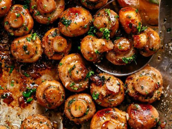 الفطر المخبوز مع الثوم والصلصة.. وصفة شهية وسريعة التحضير صورة رقم 6 الفطر المخبوز مع الثوم والصلصة.. وصفة شهية وسريعة التحضير صورة رقم 6