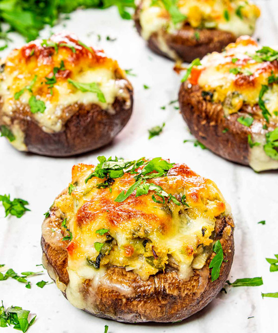 الفطر المخبوز مع الثوم والصلصة.. وصفة شهية وسريعة التحضير صورة رقم 4 الفطر المخبوز مع الثوم والصلصة.. وصفة شهية وسريعة التحضير صورة رقم 4