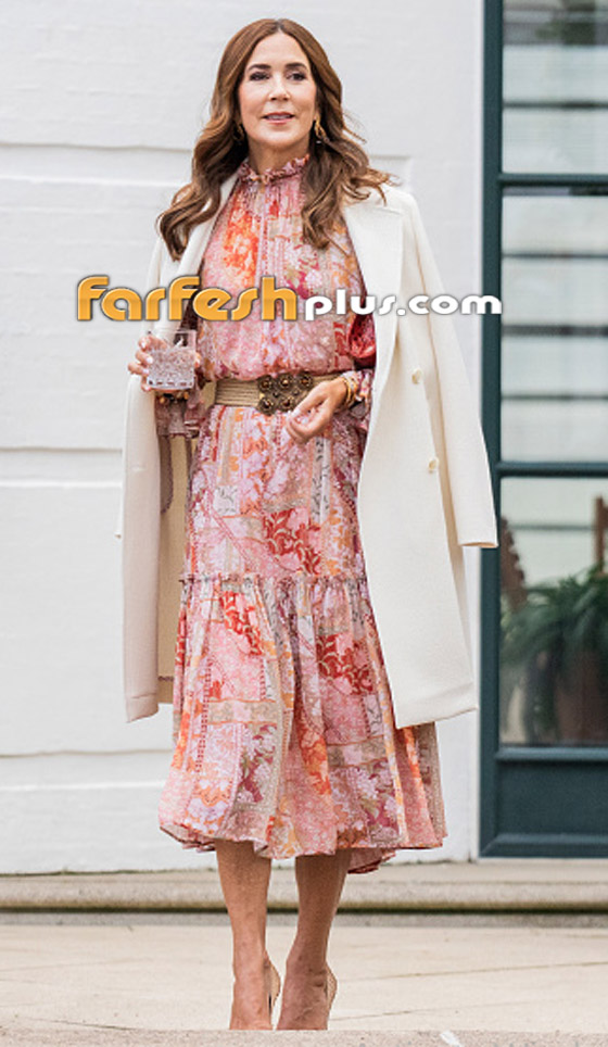 بالصور: في شهر أكتوبر الوردي ملكات وأميرات تألقن باللون الزهري صورة رقم 4 بالصور: في شهر أكتوبر الوردي ملكات وأميرات تألقن باللون الزهري صورة رقم 4