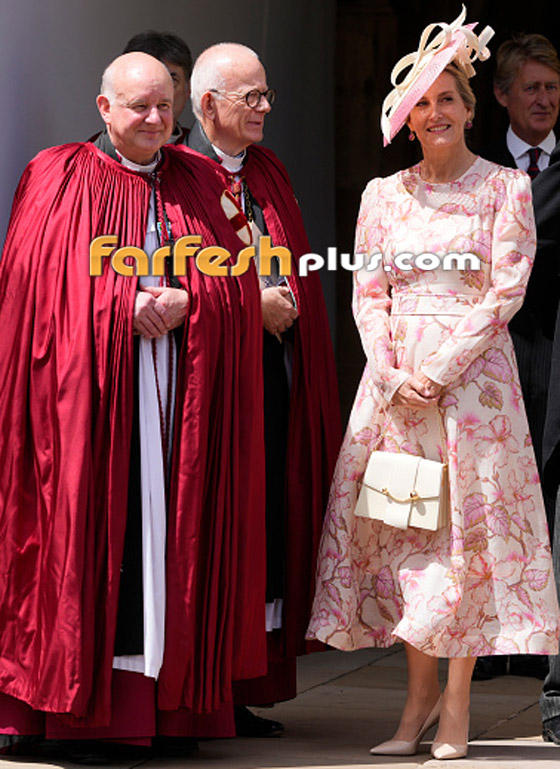 بالصور: في شهر أكتوبر الوردي ملكات وأميرات تألقن باللون الزهري صورة رقم 6 بالصور: في شهر أكتوبر الوردي ملكات وأميرات تألقن باللون الزهري صورة رقم 6