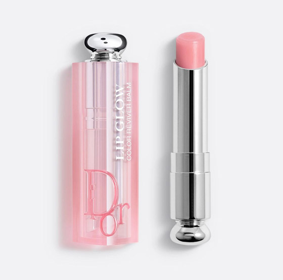 في أكتوبر.. اختاري أحمر الشفاه الوردي دعماً للمصابات بسرطان الثدي صورة رقم 1 في أكتوبر.. اختاري أحمر الشفاه الوردي دعماً للمصابات بسرطان الثدي صورة رقم 1