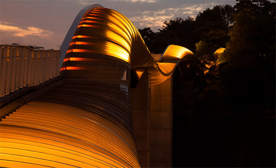 بالصور: أجمل 10 جسور في العالم.. عبور ساحر للضفة الأخرى صورة رقم 1 بالصور: أجمل 10 جسور في العالم.. عبور ساحر للضفة الأخرى صورة رقم 1