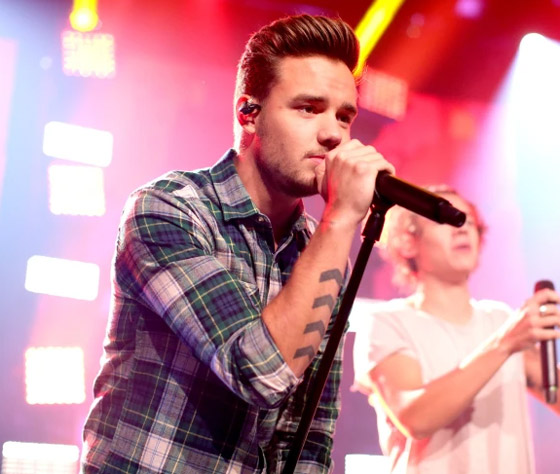 وفاة ليام باين نجم 