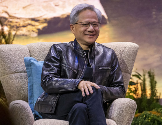 صورة رقم 1 - رئيس إنفيديا صورة رقم 1 - رئيس إنفيديا