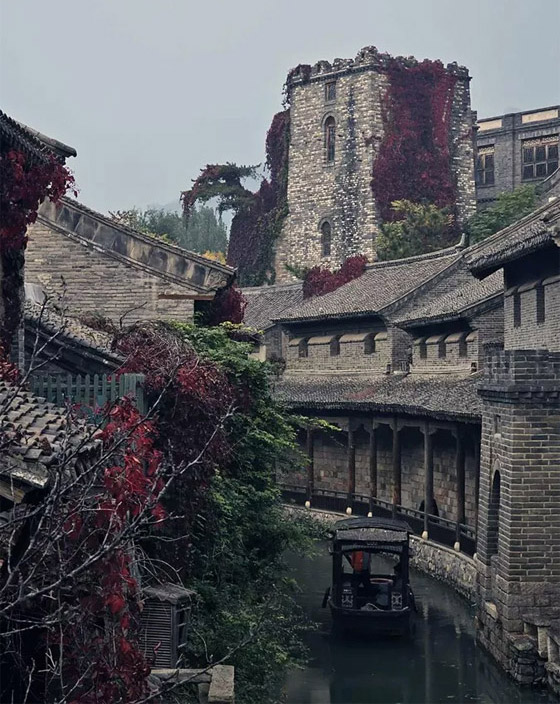 الخريف يلون العالم بـ الخريف يلون العالم بـ