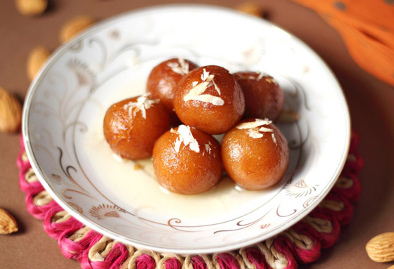 إليكم طريقة تحضير حلوى غولاب جامون الهندية.. بسيطة ولذيذة صورة رقم 2