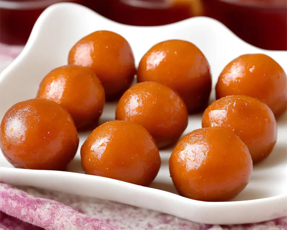 إليكم طريقة تحضير حلوى غولاب جامون الهندية.. بسيطة ولذيذة صورة رقم 8