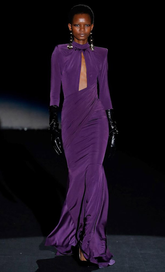 فساتين ملكية بكم طويل.. تألقي كالأميرات هذا الخريف (صور) صورة رقم 1