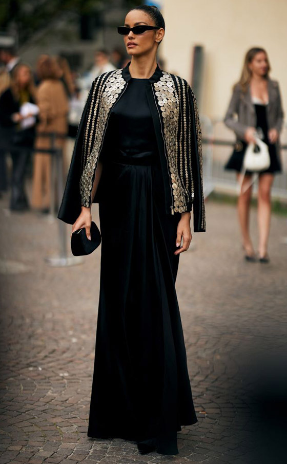 فساتين ملكية بكم طويل.. تألقي كالأميرات هذا الخريف (صور) صورة رقم 4