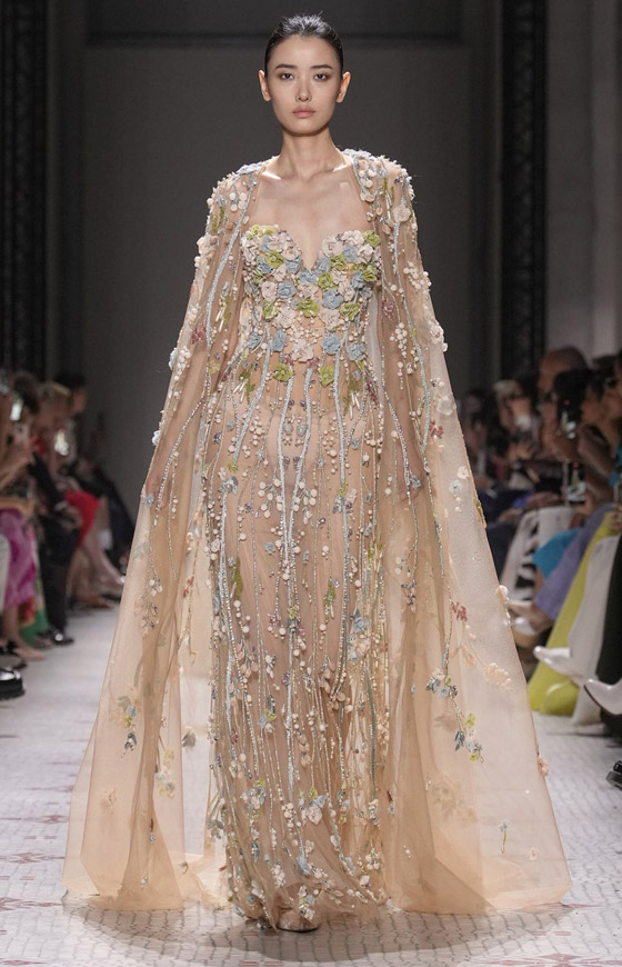 فساتين ملكية بكم طويل.. تألقي كالأميرات هذا الخريف (صور) صورة رقم 9