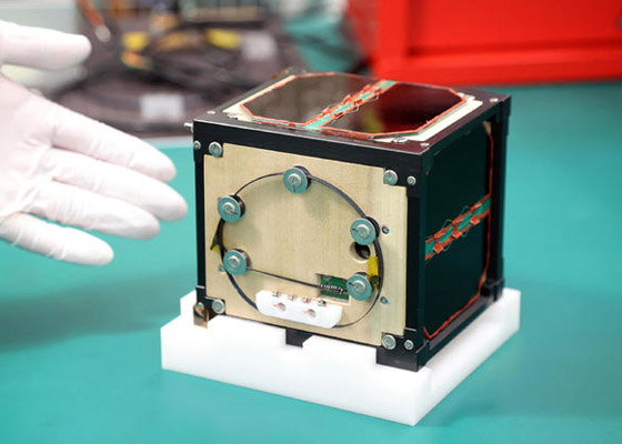 فيديو: أول قمر صناعي خشبي في العالم ينطلق إلى الفضاء صورة رقم 2 فيديو: أول قمر صناعي خشبي في العالم ينطلق إلى الفضاء صورة رقم 2