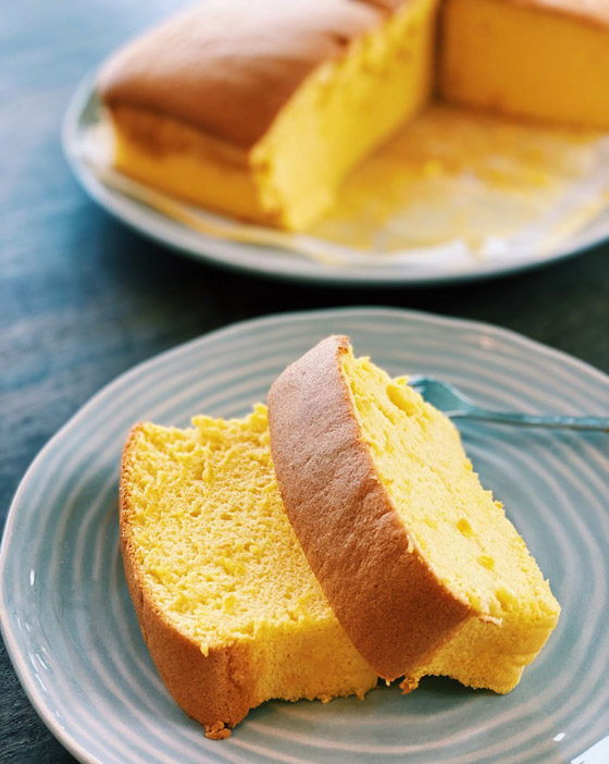 إليكم طريقة تحضير كعكة إسفنجية بدون زيت.. صحية ولذيذة صورة رقم 4 إليكم طريقة تحضير كعكة إسفنجية بدون زيت.. صحية ولذيذة صورة رقم 4