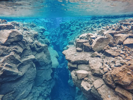 بالصور: تعرفوا إلى أغرب الأماكن بالعالم: حمم زرقاء وبحر نجوم صورة رقم 7 بالصور: تعرفوا إلى أغرب الأماكن بالعالم: حمم زرقاء وبحر نجوم صورة رقم 7